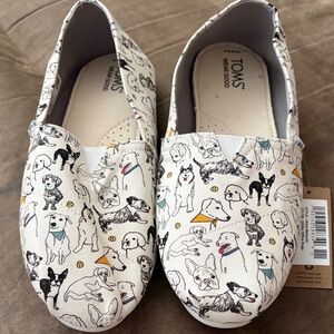 TOMS Canine Patterned Slip-Ons